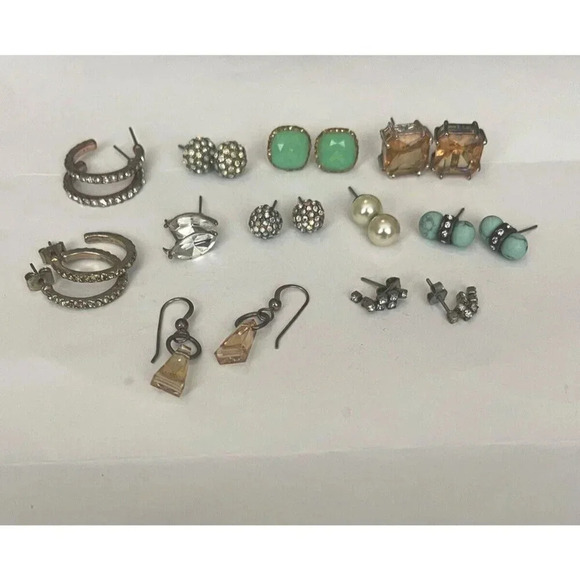 Vintage VTG Lot Of 11 Pairs Of Pierced Earrings Rhinestones Faux Turquoise - Picture 1 of 7